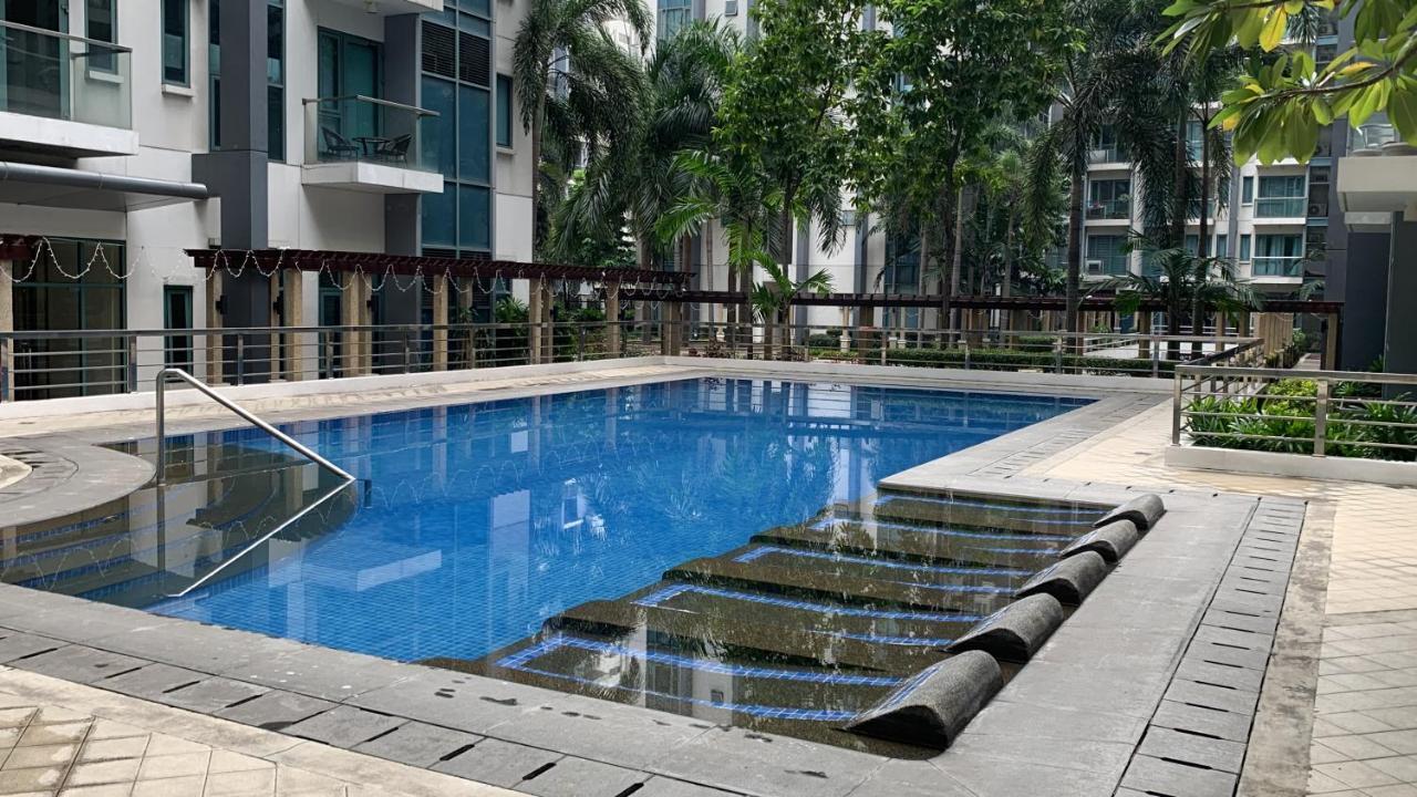 One Palm Tree Villas Condominium - Studio Room With Balcony - Across Terminal 3 Manila Exterior foto